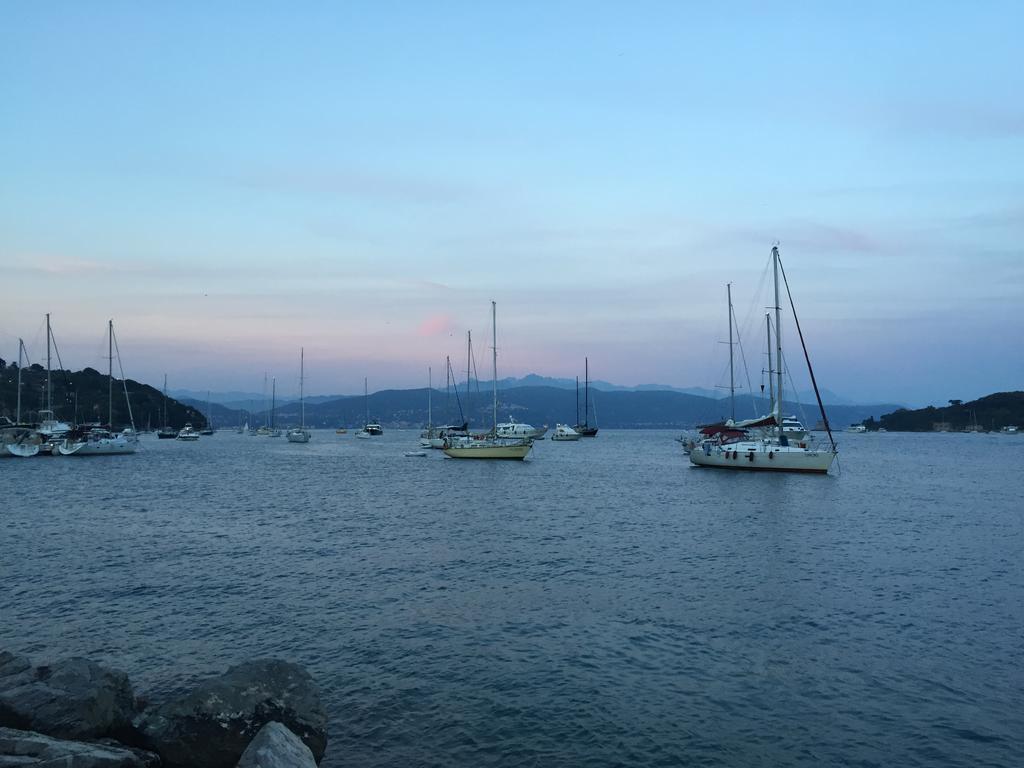 Appartamento Un Giorno Di Sole Lerici Exterior foto